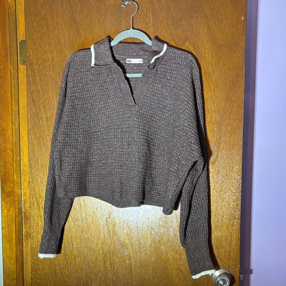 NWOT SO Chocolate Knit Sweater with Collar